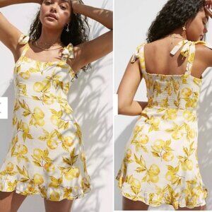 Urban Outfitters Women's Jolene Lemon Print Linen Mini Dress (S)